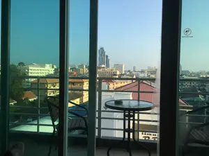 AdelphiHotelBalconyChair