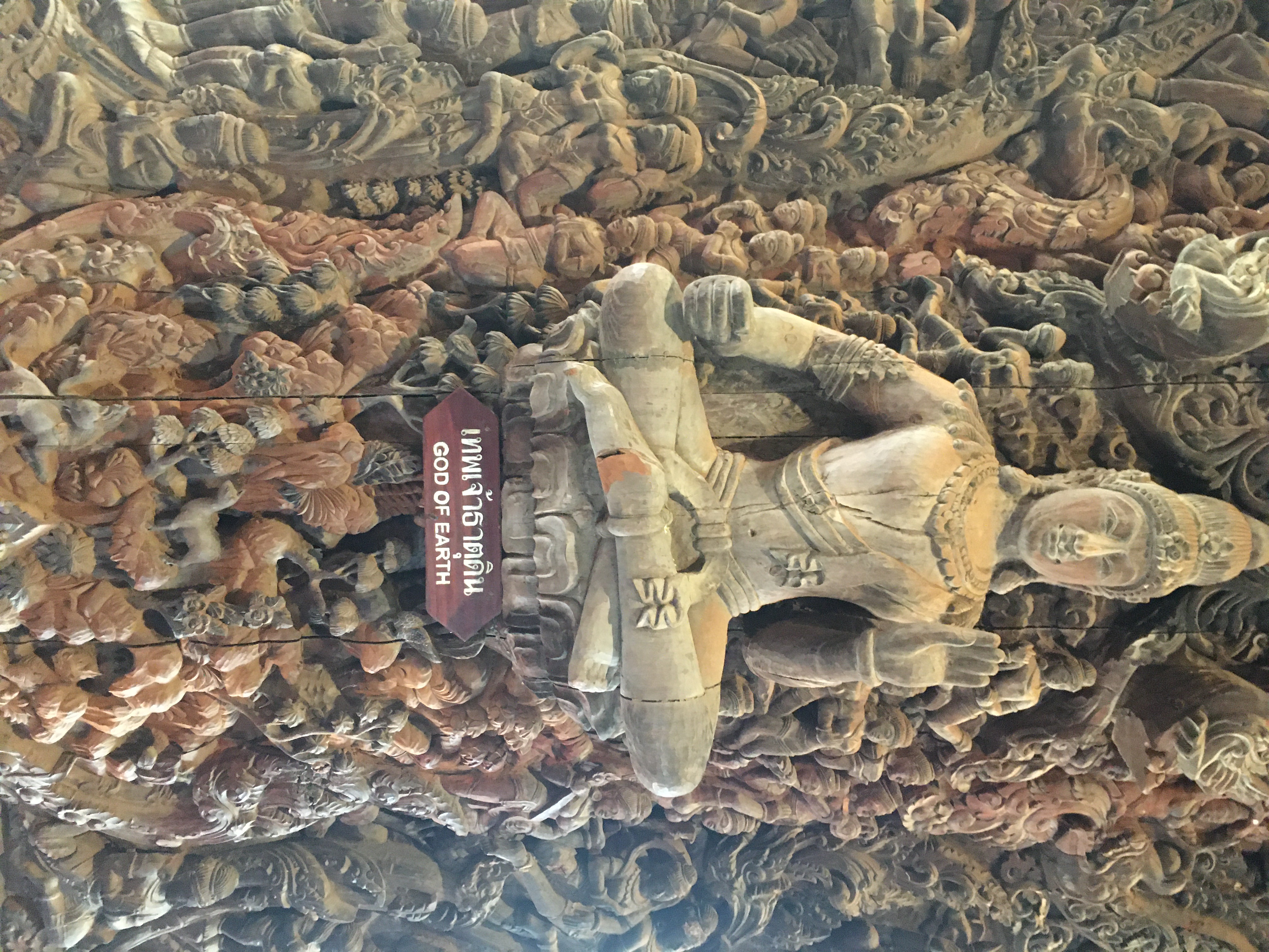 Pattaya Sanctuary of Truth intricate carving